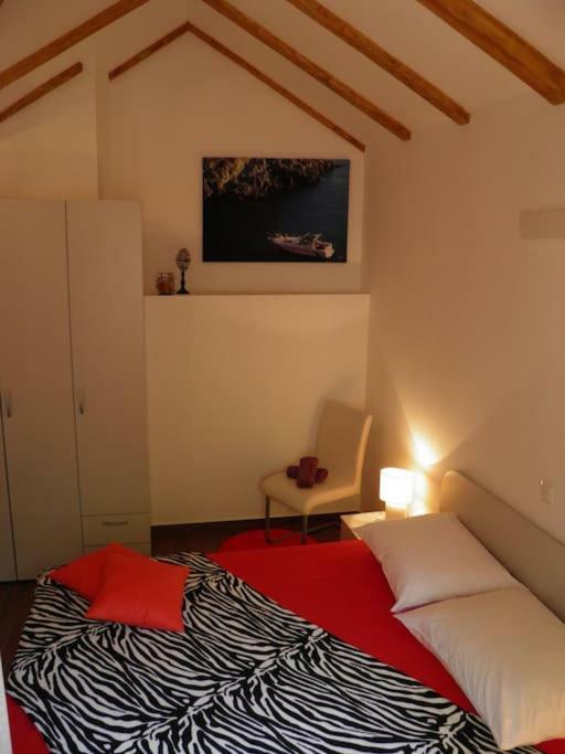 Romantic Apartment Donje Celo Екстер'єр фото